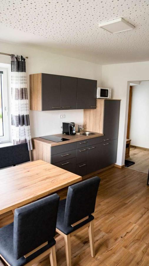 Apartment Am Alpakahof Hahn Grafenschlag Eksteriør bilde